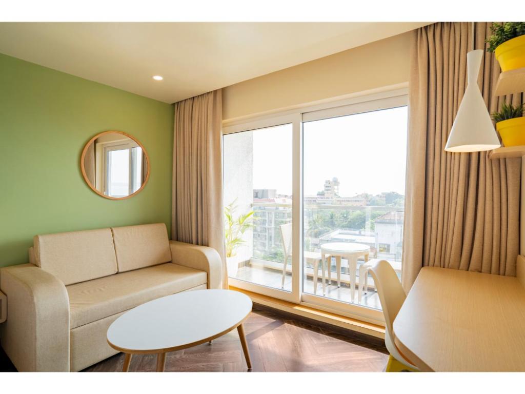 Bloom Hotel - Dona Paula 파나지 객실 사진